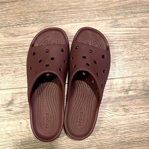 CROCS Black Cherry Slide Sandals